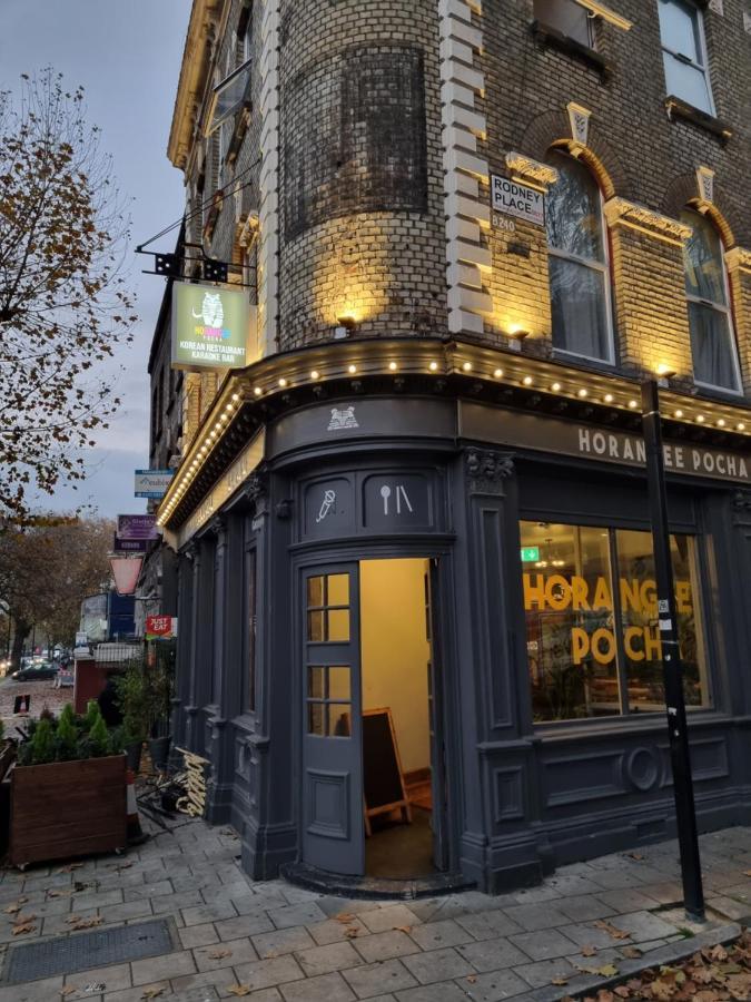 Horangee Pocha Hotel Londra Exterior foto